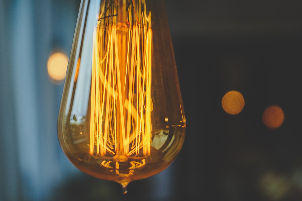 LEDを使った自宅でできる簡単ヘアケアの方法は？