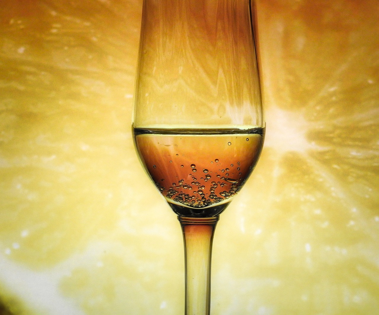 炭酸シャンプーで頭皮改善を目指す方法は？